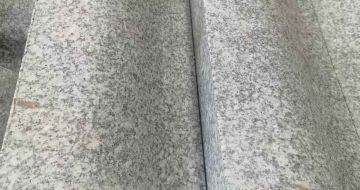 潍坊芙蓉白S型拉丝面路沿石