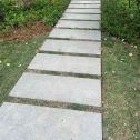 潍坊 芝麻黑小区踏步、汀步石铺装效果