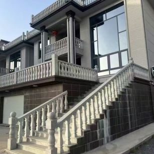 潍坊 芝麻白别墅阳台栏杆，楼梯栏杆