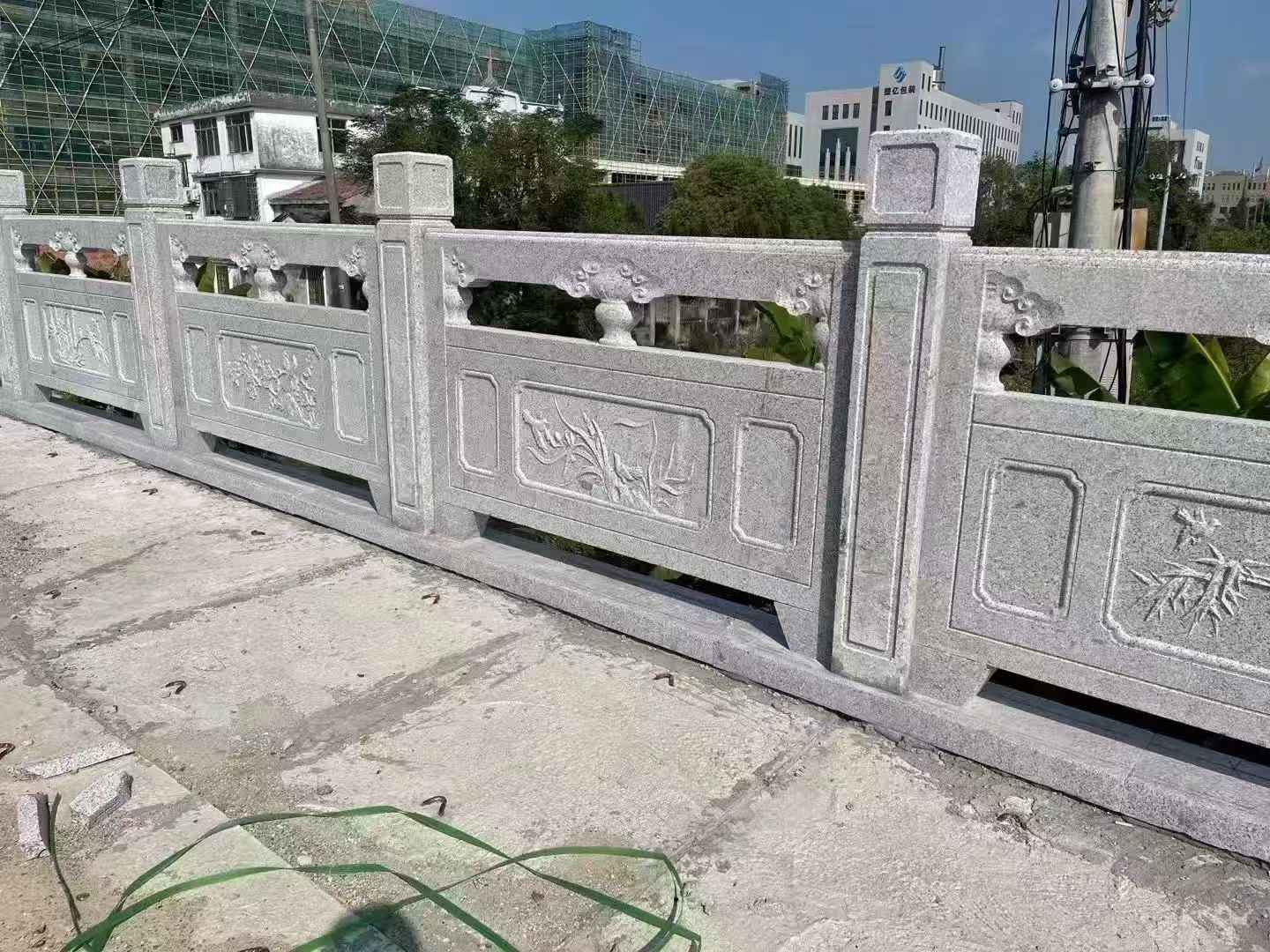 潍坊 芝麻白栏杆