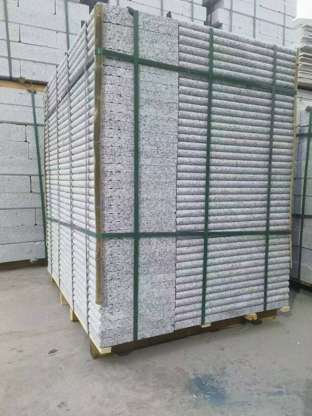 潍坊 芙蓉白3公分厚磨圆边、拉槽，楼梯踏步