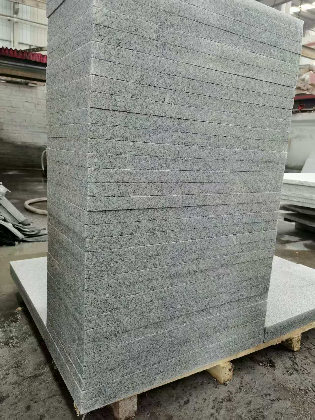 潍坊 花岗岩 地铺成品300*600，尺寸标准、厚薄均匀
