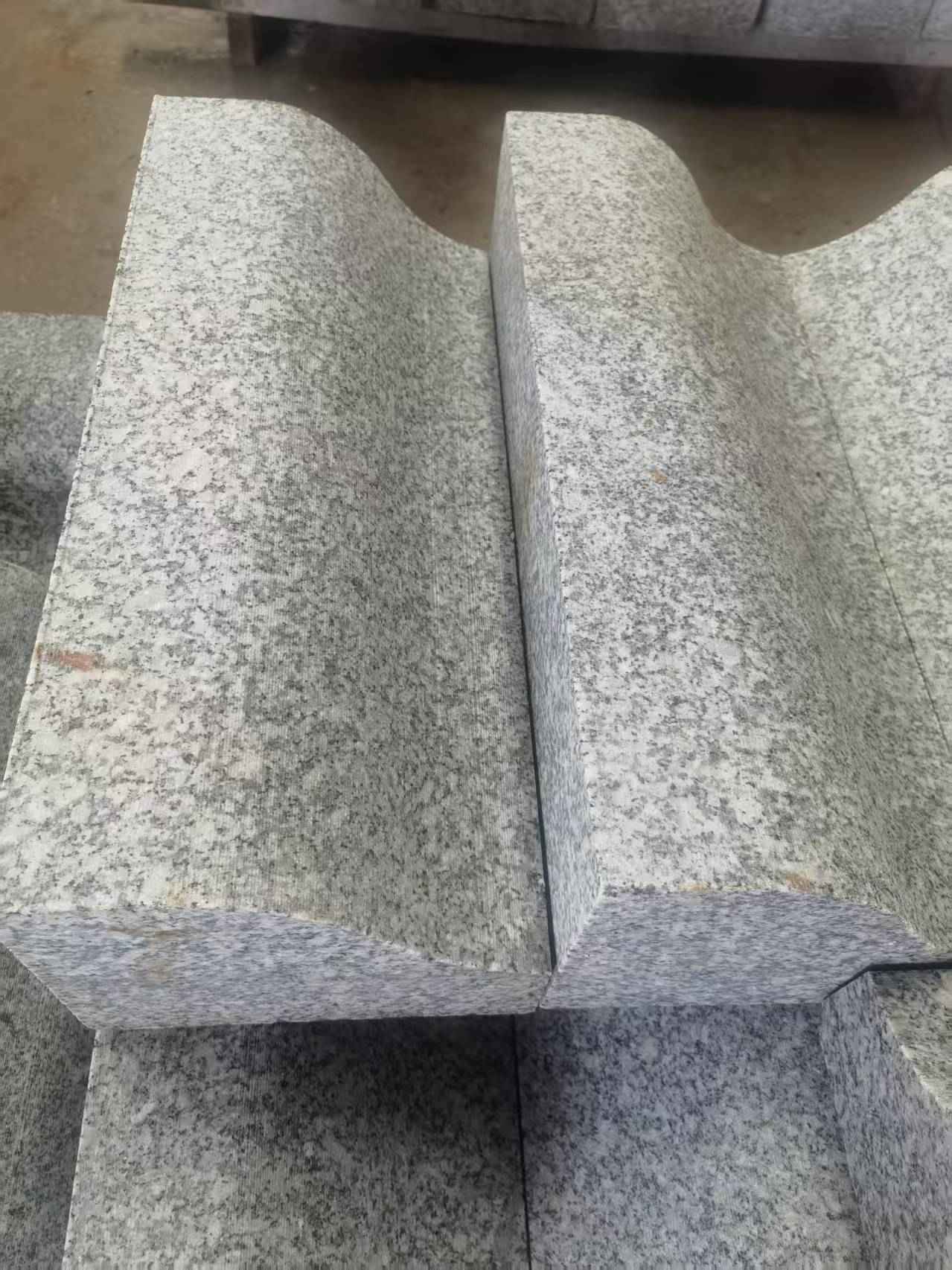 潍坊芙蓉白S型拉丝面路沿石